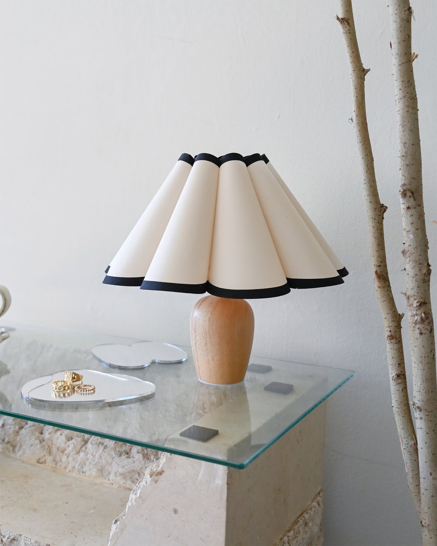 Velmora Table Lamp