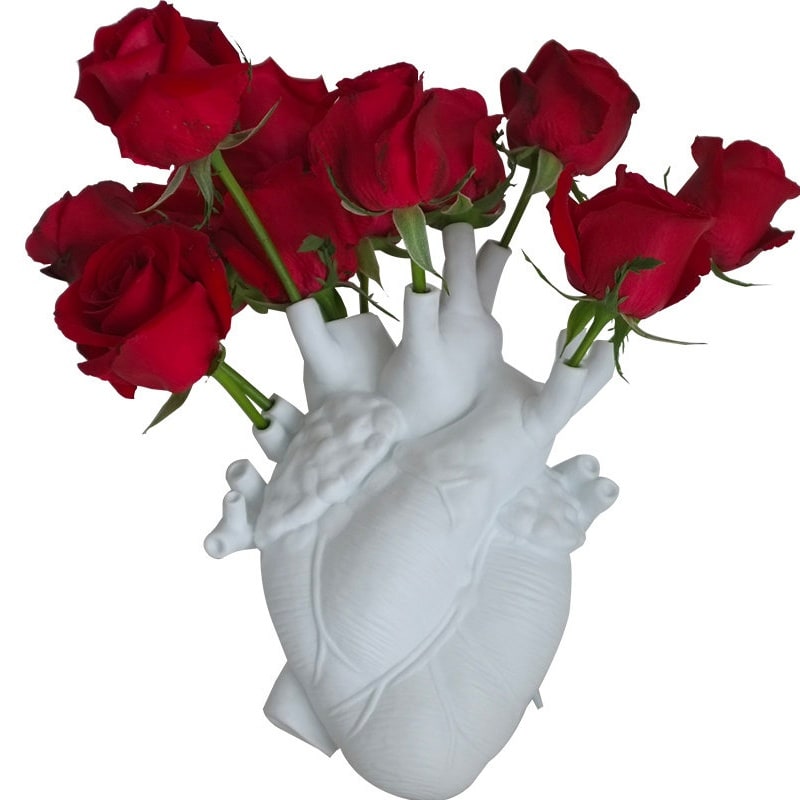 Anatomical Heart Flower Vase with Textured Resin Sculpture and Decorative Bud Design - Image 7
