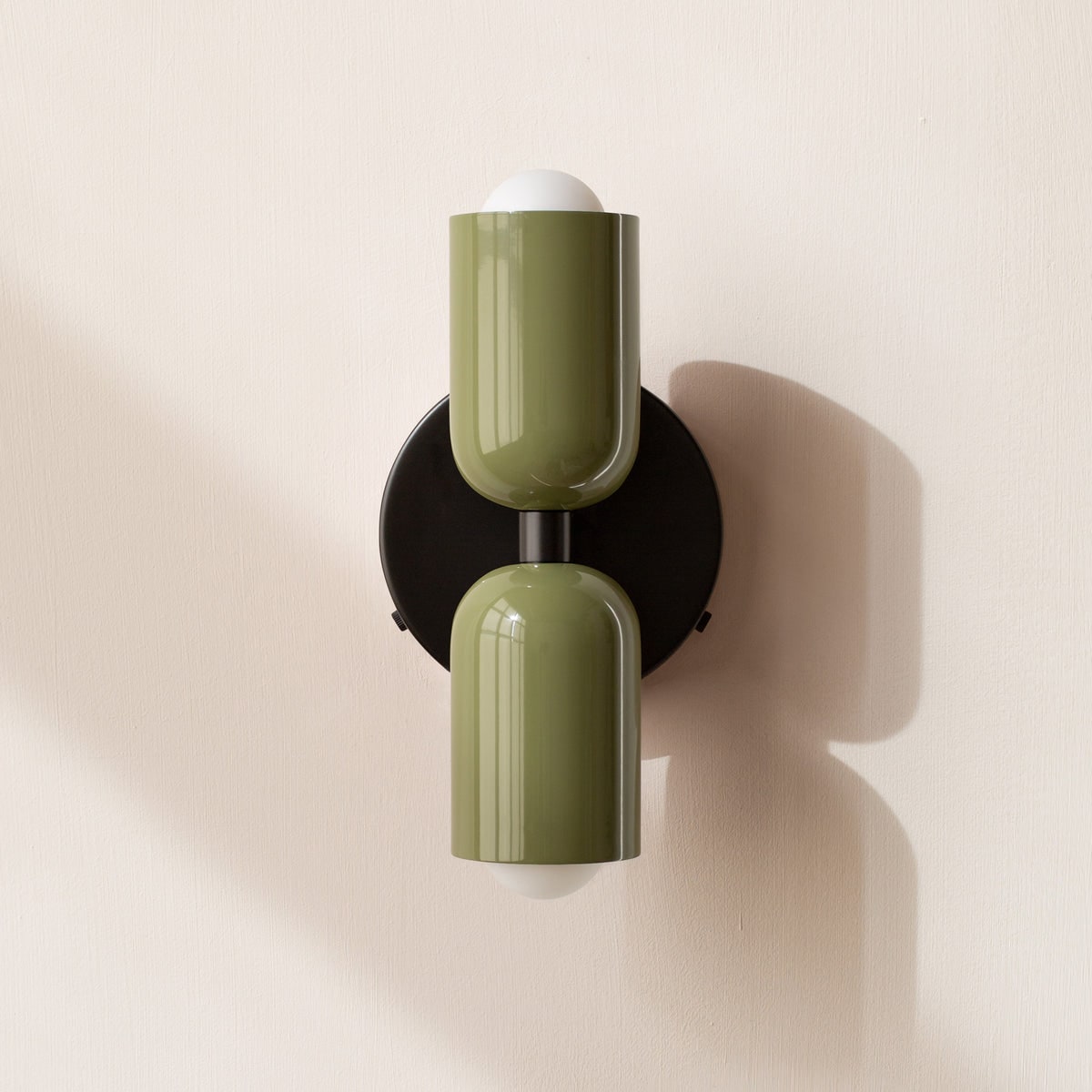 Battery Powered Wall Sconce Lighting with Adjustable Double Heads and Vintage Design - Image 10