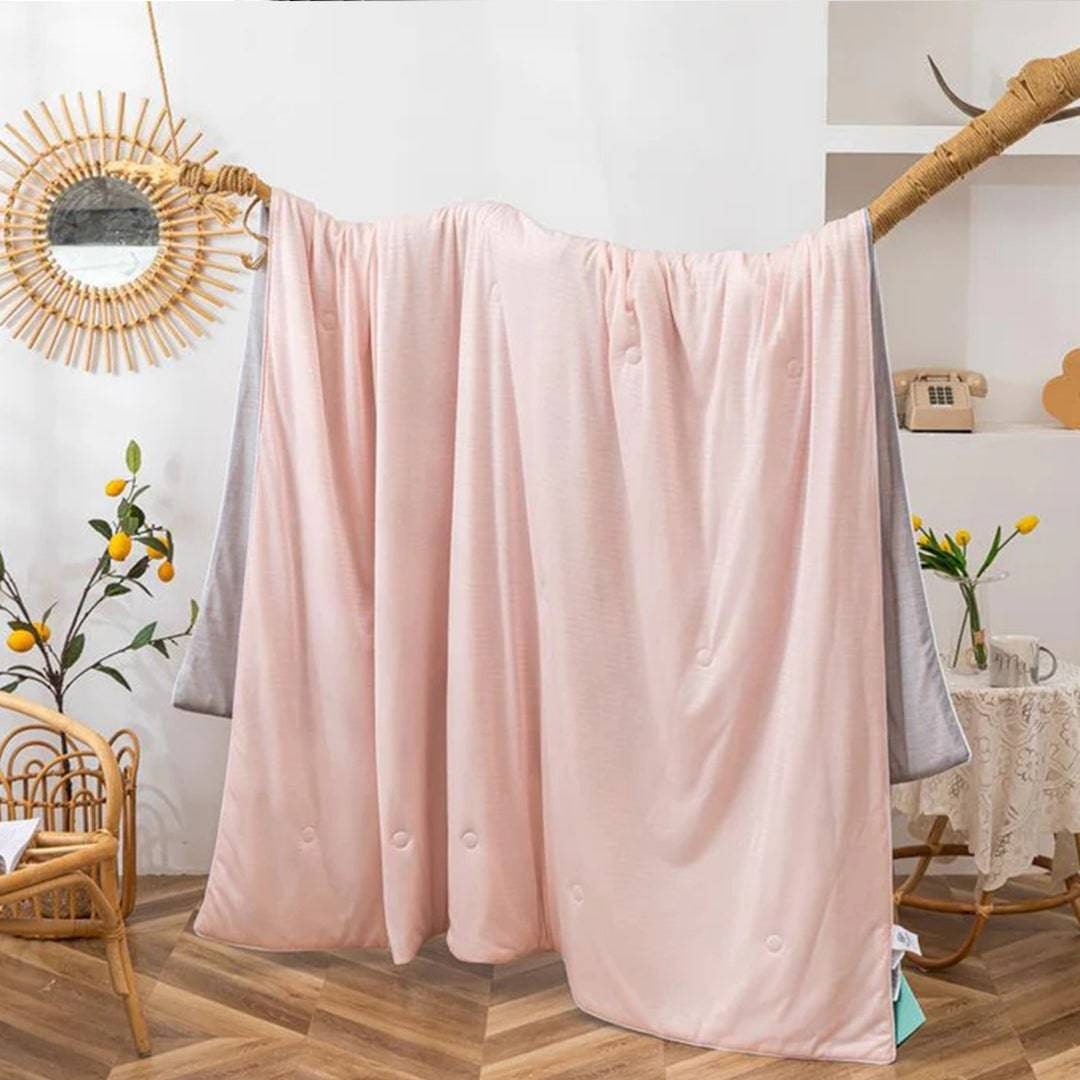 Breathable Cooling Blanket Comforter Summer Double Sided Silky Quilted Soft - Image 1