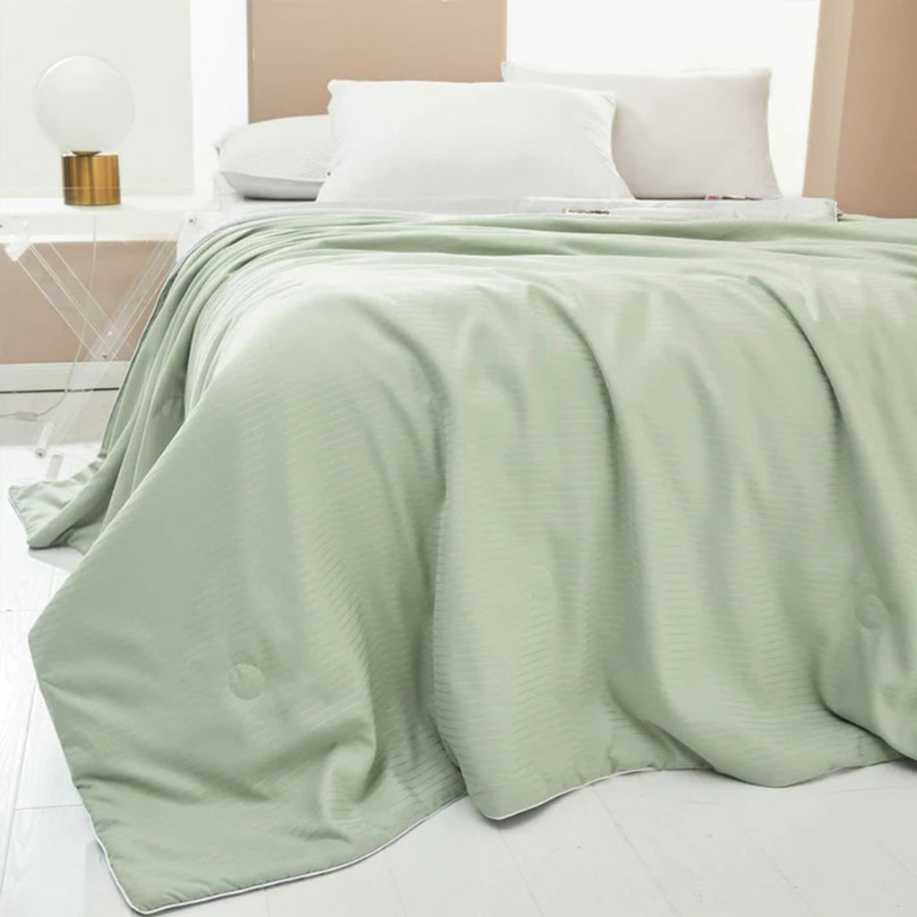 Breathable Cooling Blanket Comforter Summer Double Sided Silky Quilted Soft - Image 4