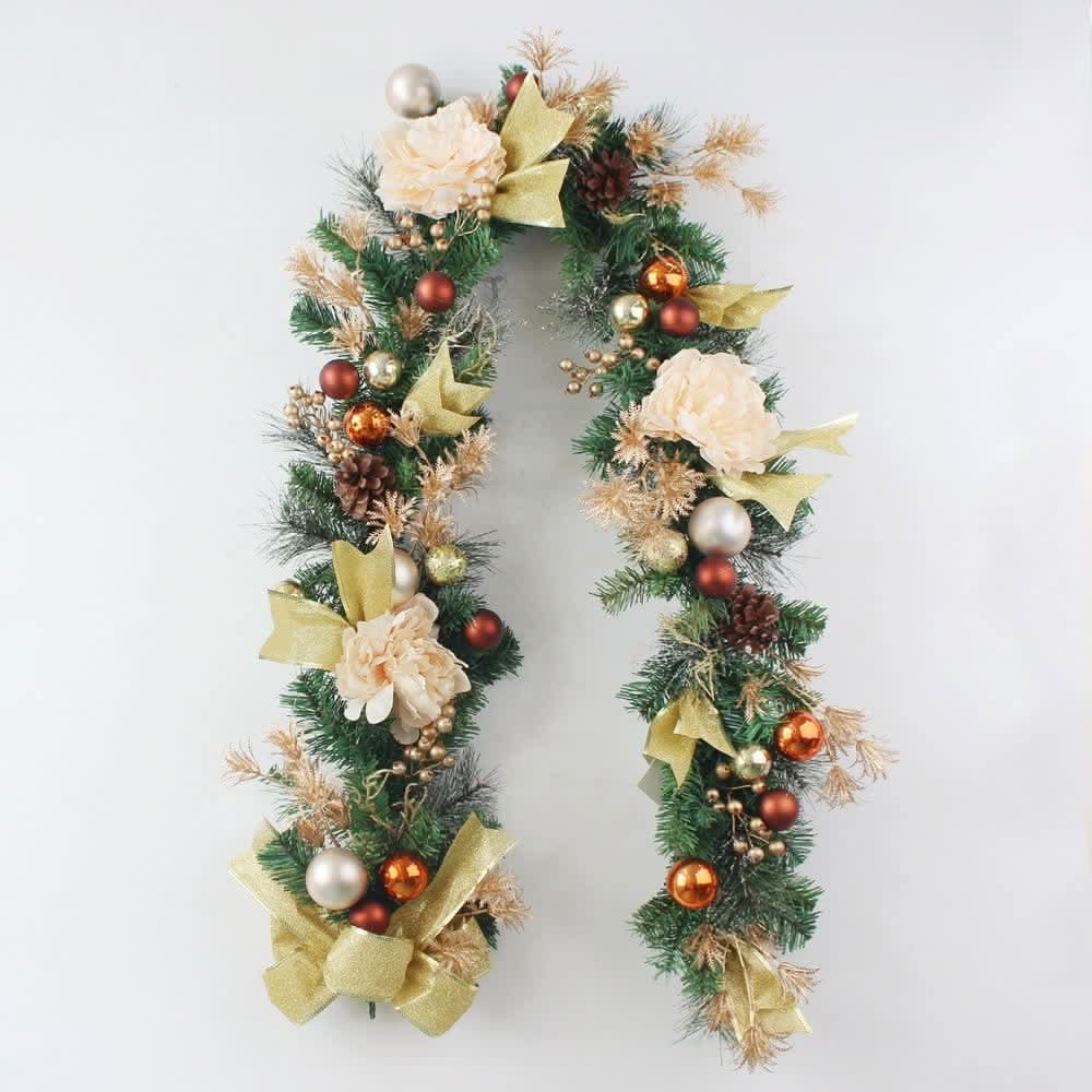 Christmas Garland for Mantle with Ornaments Roses and Pinecones - Image 6