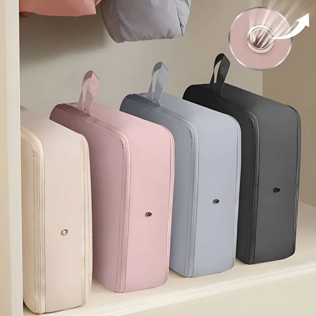 Compression Storage Bag with Zip Lock and Collapsible Design for Clothes and Bedding - Image 5