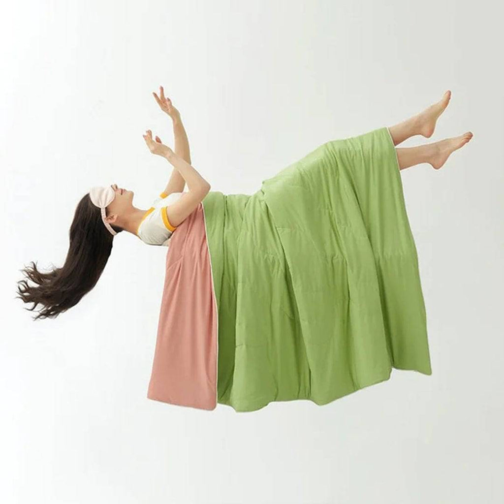 Cooling Blanket Lightweight Reversible Silky Quilted Summer Throw Cool For Hot Sleepers - Image 1