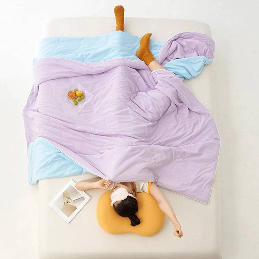 Cooling Blanket Lightweight Reversible Silky Quilted Summer Throw Cool For Hot Sleepers - Image 3