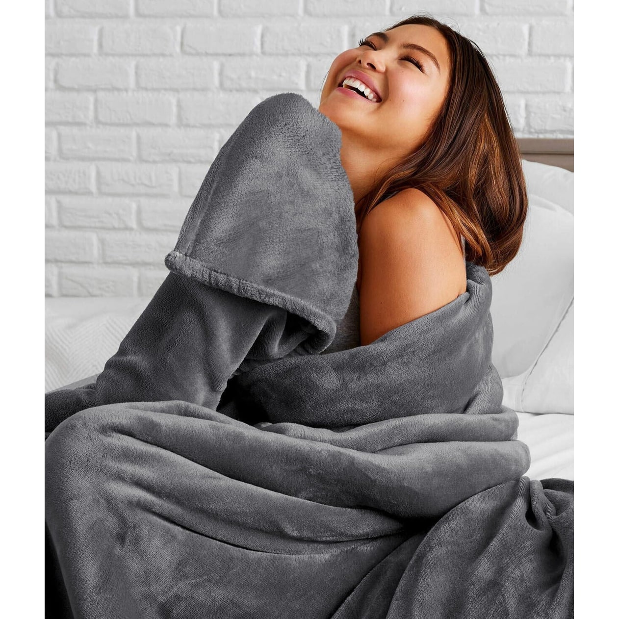 Fleece Faux Fur Super Soft Throw Blanket for Sofa and Bed Plush Lightweight Heated - Image 7