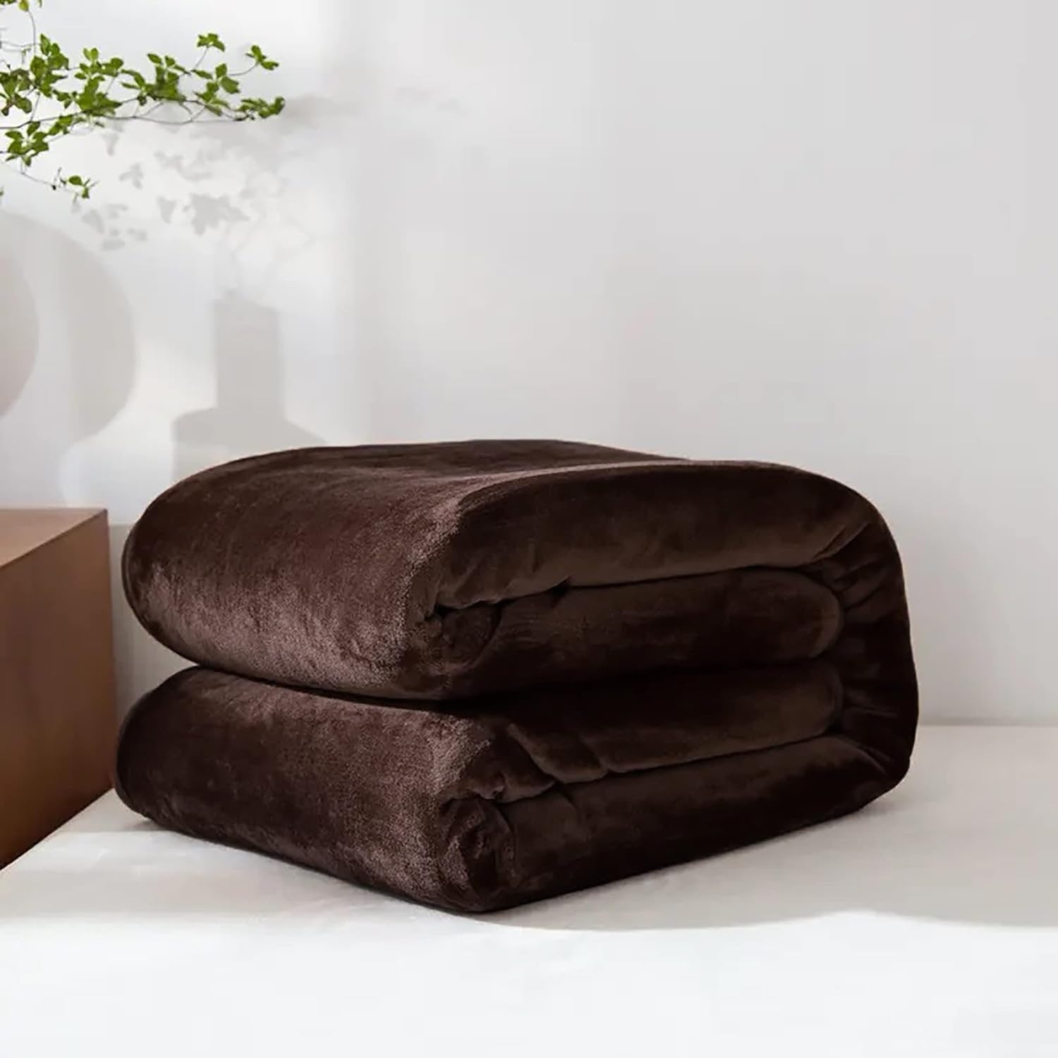 Fleece Faux Fur Super Soft Throw Blanket for Sofa and Bed Plush Lightweight Heated - Image 8