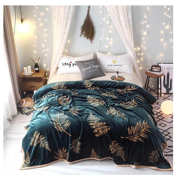 Fleece Throw Blanket with Faux Fur and Soft Plush Flannel Botanical Leaf Pattern Sofa - Image 2