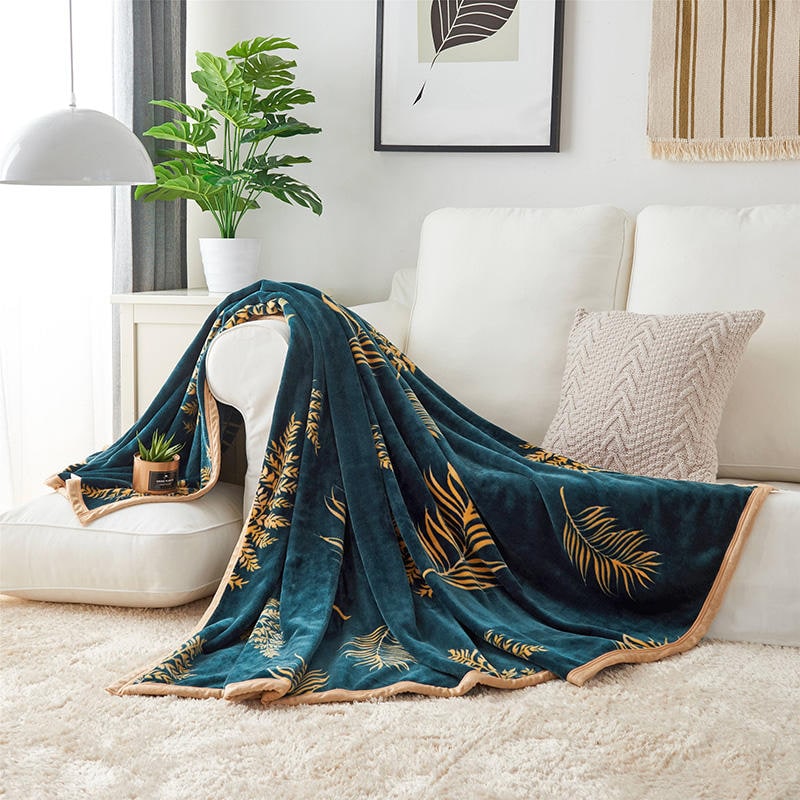 Fleece Throw Blanket with Faux Fur and Soft Plush Flannel Botanical Leaf Pattern Sofa - Image 3