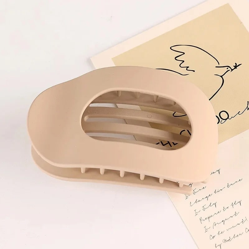 Hair Claw Clip with Flat Back and Oval Cutout for Buns and Half-Up Styling - Image 6