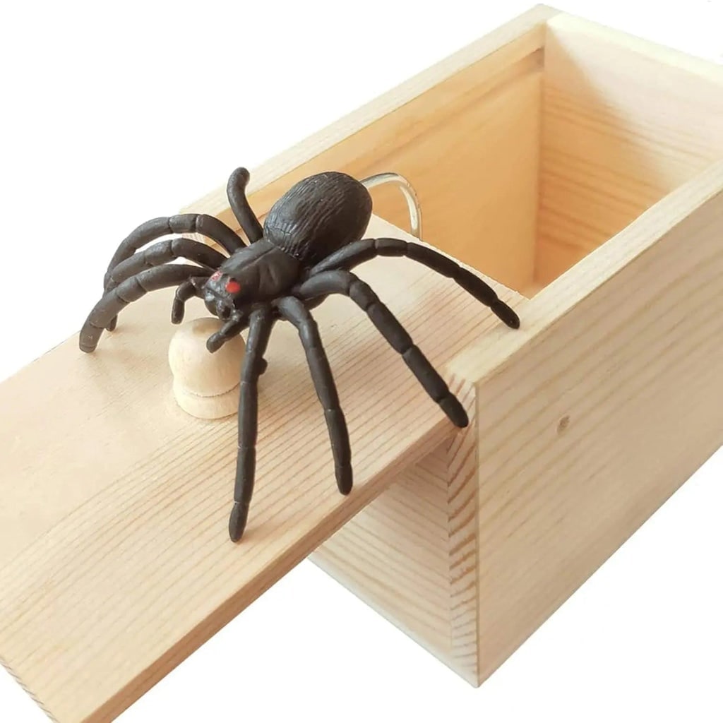 Halloween Gag Gift Box Spider Prank with Spring-Loaded Pop-Out Surprise Boxes - Image 2