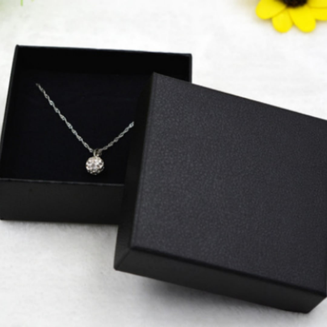 Jewelry Gift Box Organizer with Cardboard Square Design and Foam Insert for Necklace Storage - Image 2