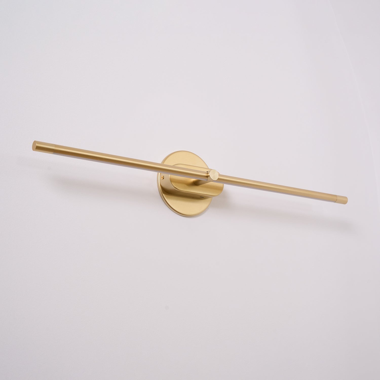 Linear Battery Powered Modern Wall Sconce with LED Cordless Rechargeable and Minimalist Design - Image 5