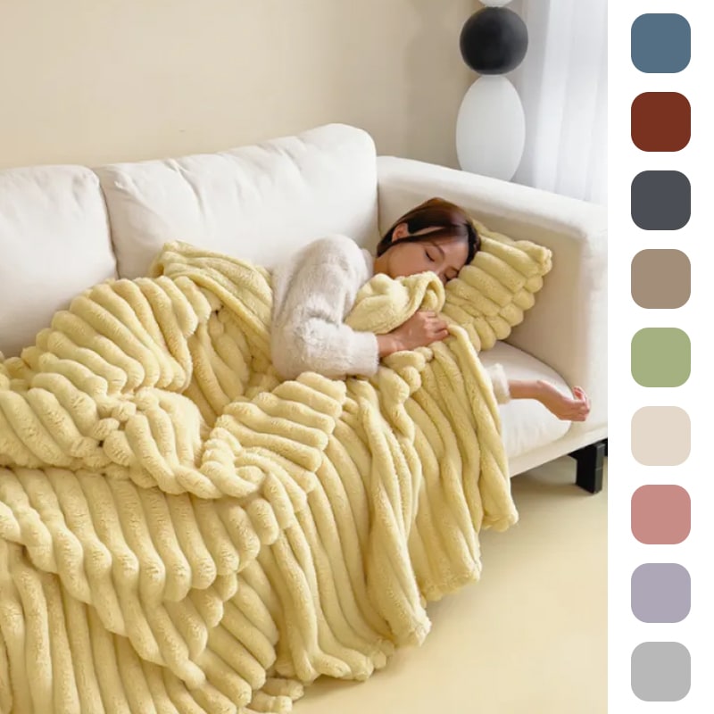 Luxury Faux Fur Throw Blanket with Double-Sided Plush Pile and Matching Pillowcase - Image 1