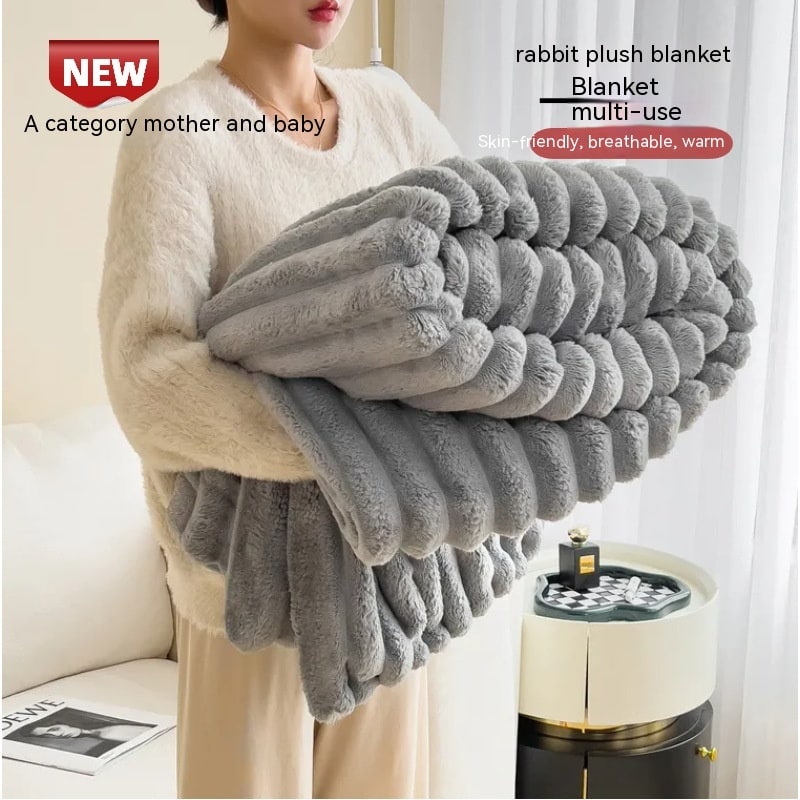 Luxury Faux Fur Throw Blanket with Double-Sided Plush Pile and Matching Pillowcase - Image 2