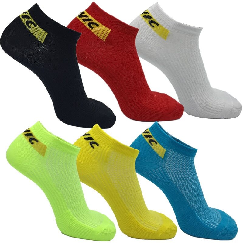 Men's Ankle Athletic Socks with Compression Support and Moisture Wicking - Image 2