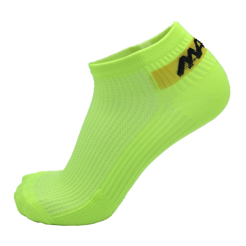 Men's Athletic Compression Cycling Socks with Moisture Wicking Ankle Support and Breathable Mesh - Image 3