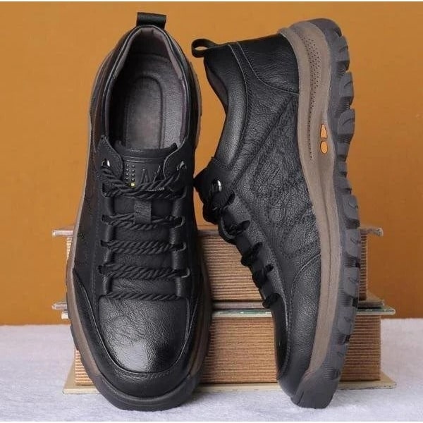 Men's Walking Shoes with Textured Leather and Lugged Rubber Sole - Image 6