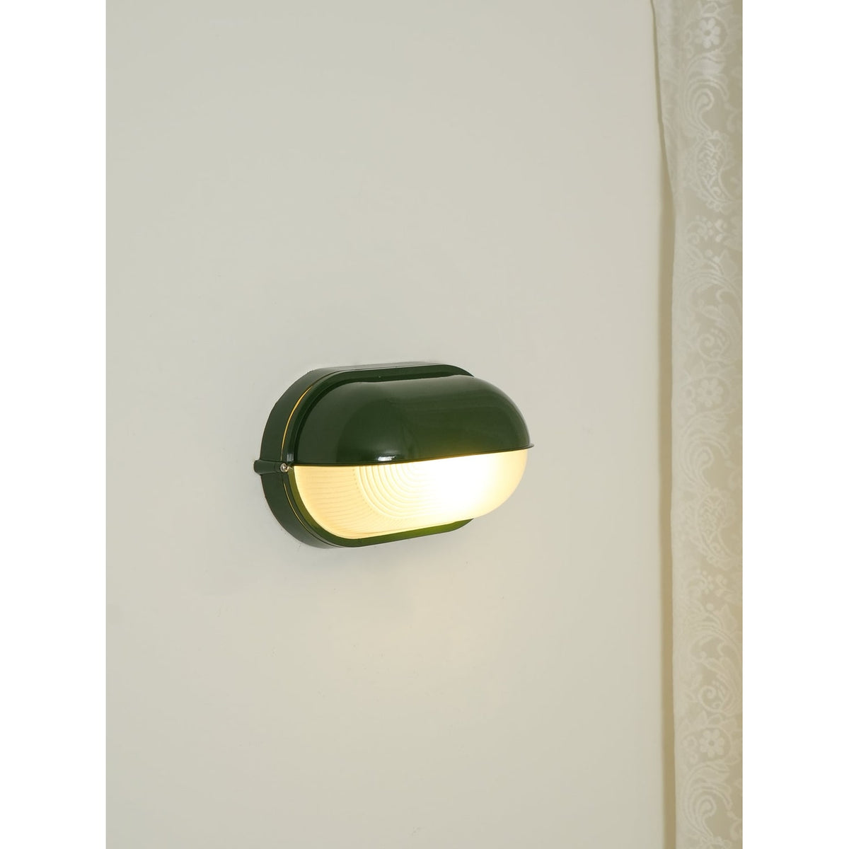 Outdoor Wall Light Bulkhead with Ribbed Glass Eyelid Hood Weather-Resistant - Image 28