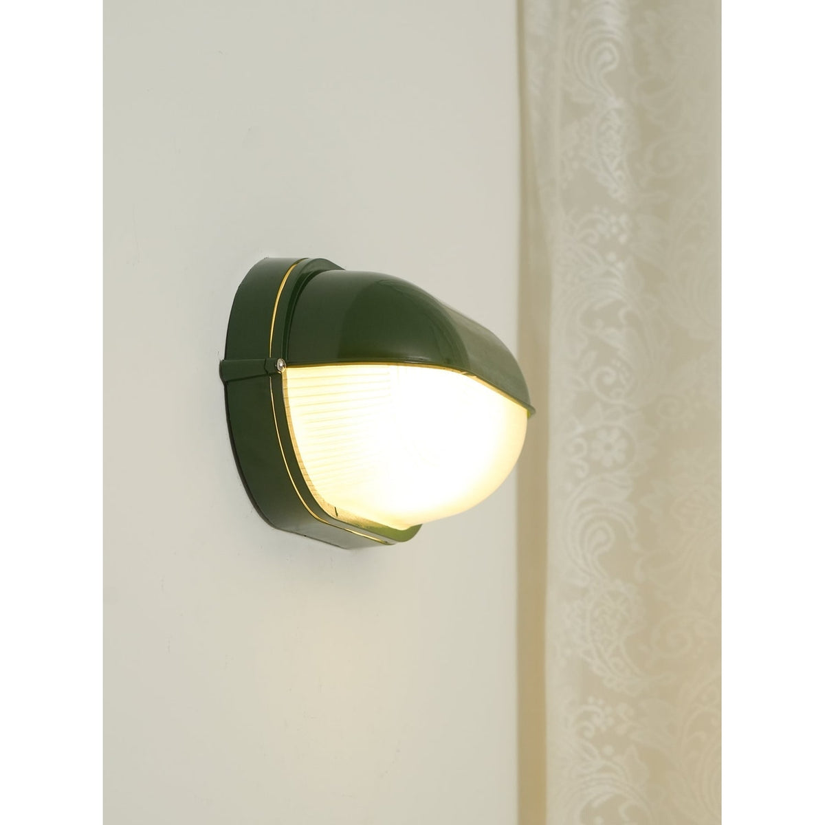 Outdoor Wall Light Bulkhead with Ribbed Glass Eyelid Hood Weather-Resistant - Image 29