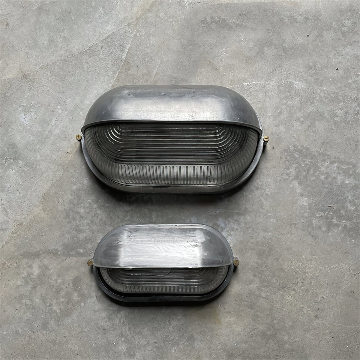 Outdoor Wall Light Bulkhead with Ribbed Glass Eyelid Hood Weather-Resistant - Image 42