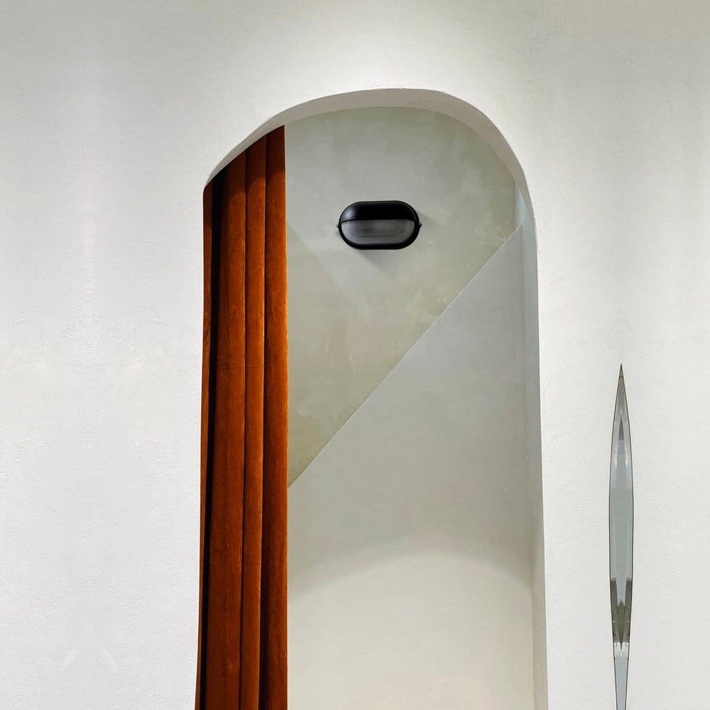 Outdoor Wall Light Bulkhead with Ribbed Glass Eyelid Hood Weather-Resistant - Image 5