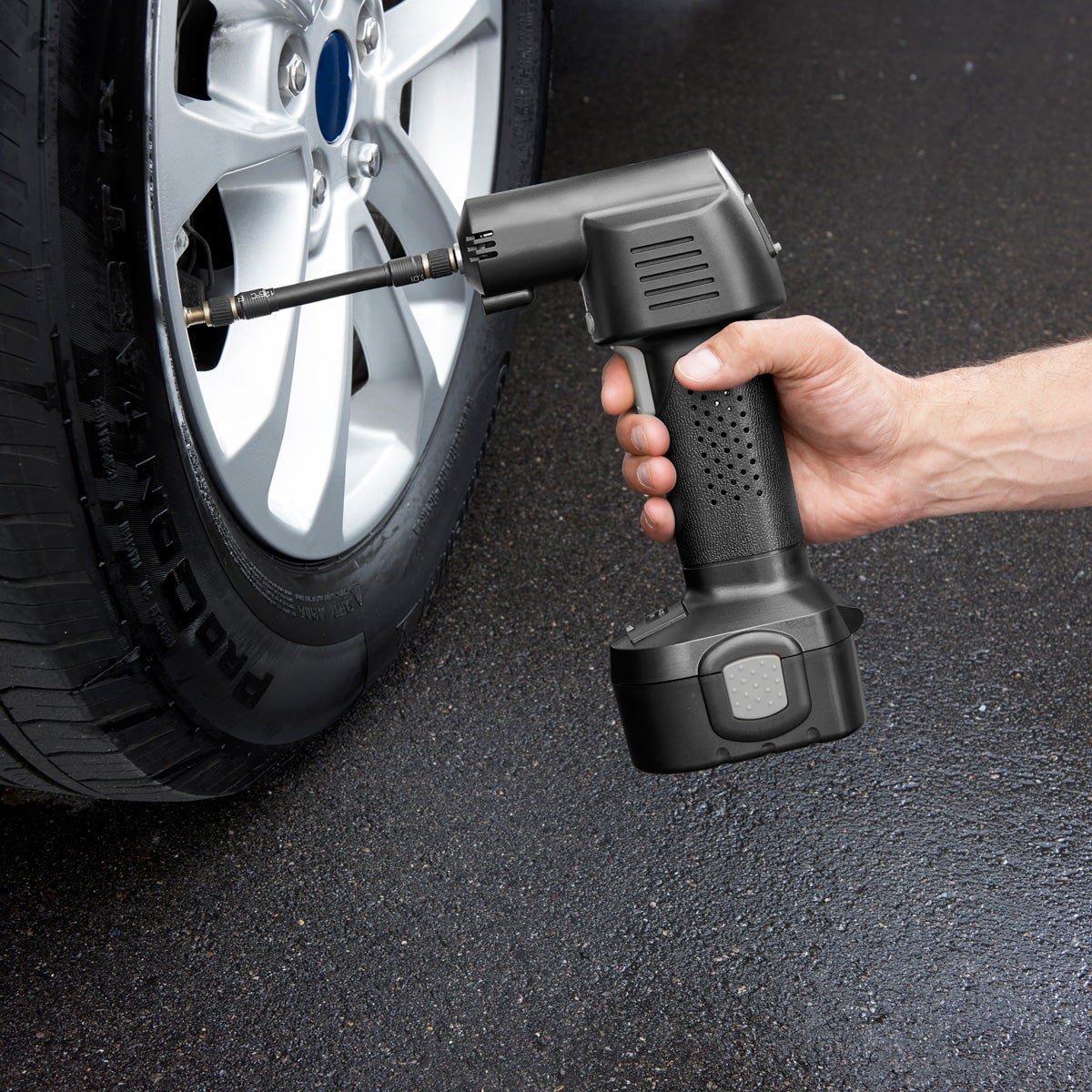 Portable Tire Inflator Cordless Rechargeable Handheld Digital Display - Image 1
