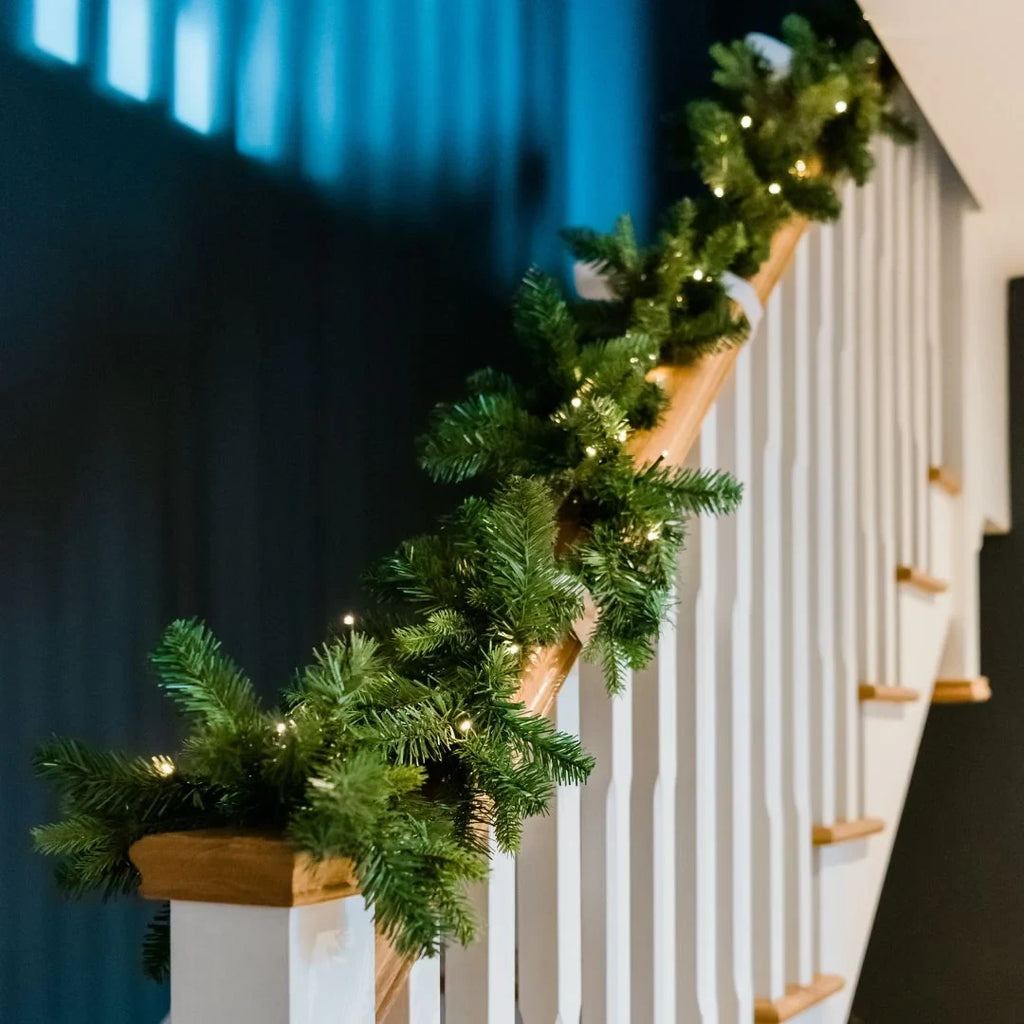 Pre-Lit Christmas Garland with Warm LED Lights and Flexible Branches for Stairs Mantel - Image 2