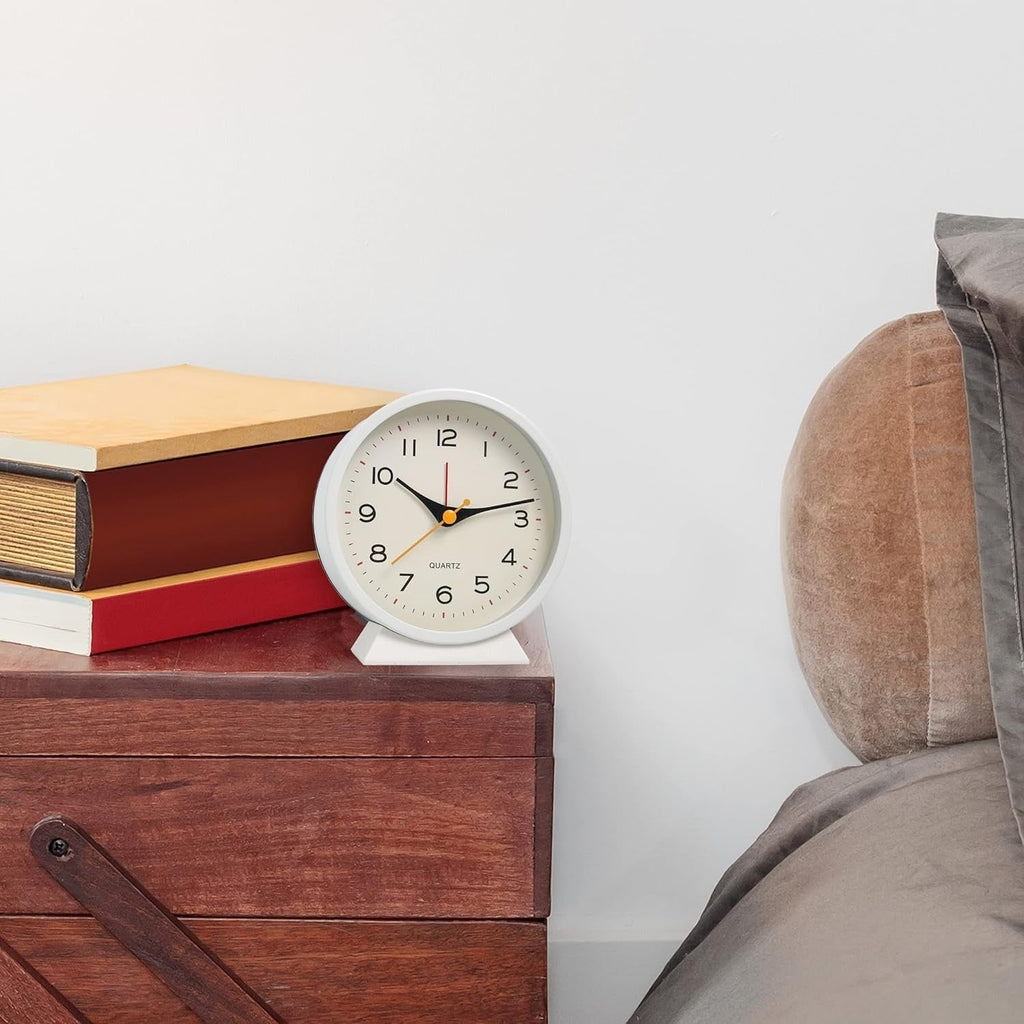 Retro Analog Alarm Clock with Non-Ticking Quartz Movement and Backlight for Bedroom or Desk - Image 10