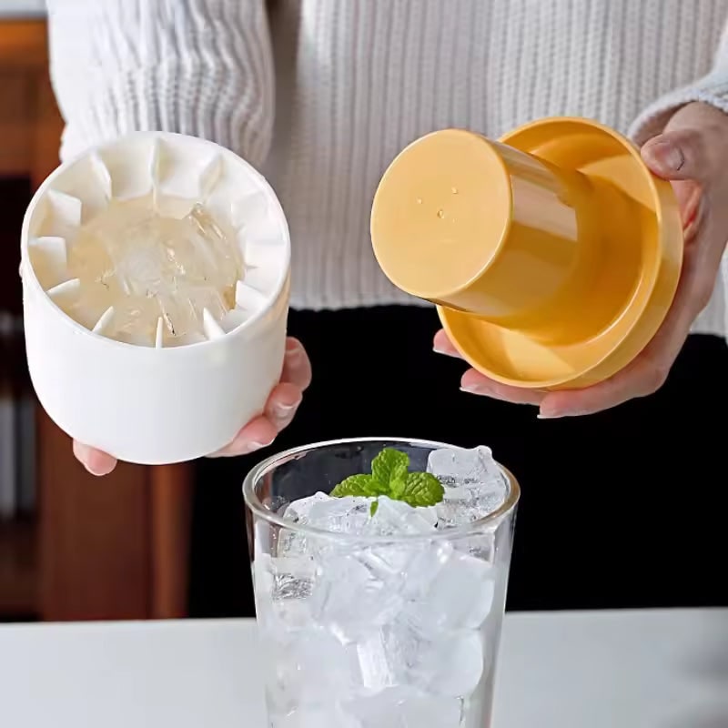 Silicone Ice Cube Maker Tray with Portable Squeezable Cup and Removable Lid - Image 7