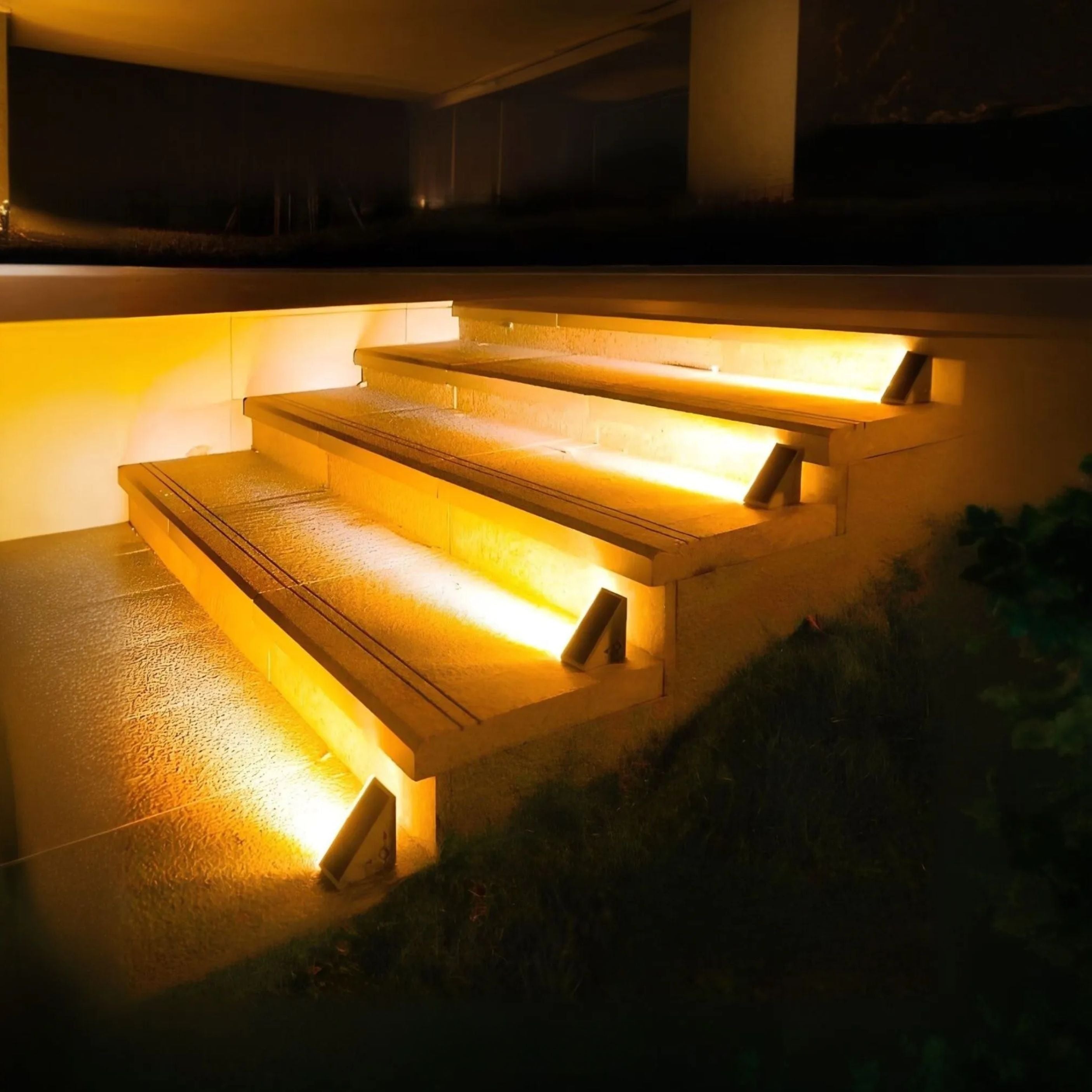 Solar Outdoor Lighting Deck Lights Step Waterproof LED Triangular Stair - Image 12