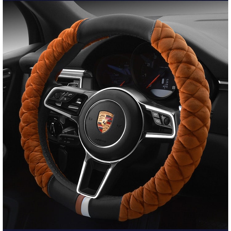 Steering Wheel Cover with Plush Quilted Diamond Pattern and Textured Grip for Car 38cm Round - Image 4