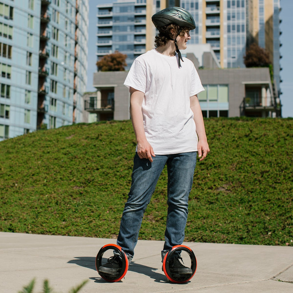 Wave Board Skateboard and Boardless Alternative with Hubless Design and Grip Tape - Image 2
