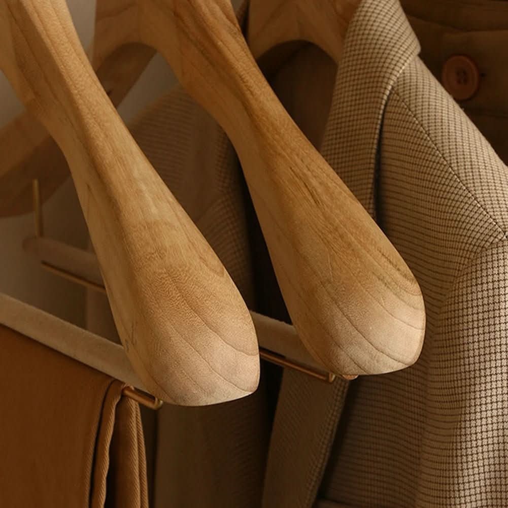 Wooden Hangers with Shoulders and Bar for Suits and Coats - Image 4
